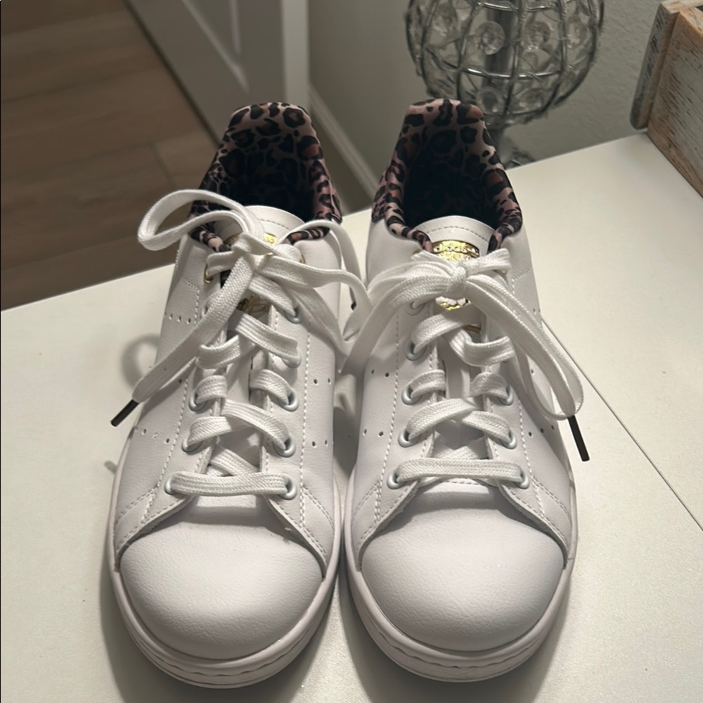 Adidas White and Brown Sneakers Classic Style